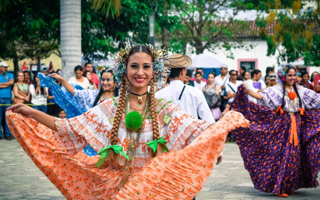 Costa Rica Happy Dancers